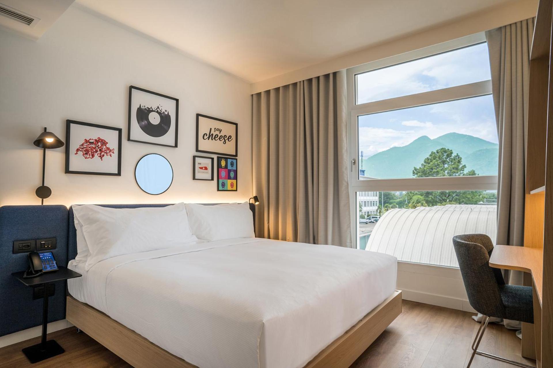 Hotel Hampton By Hilton Locarno Losone Exterior foto