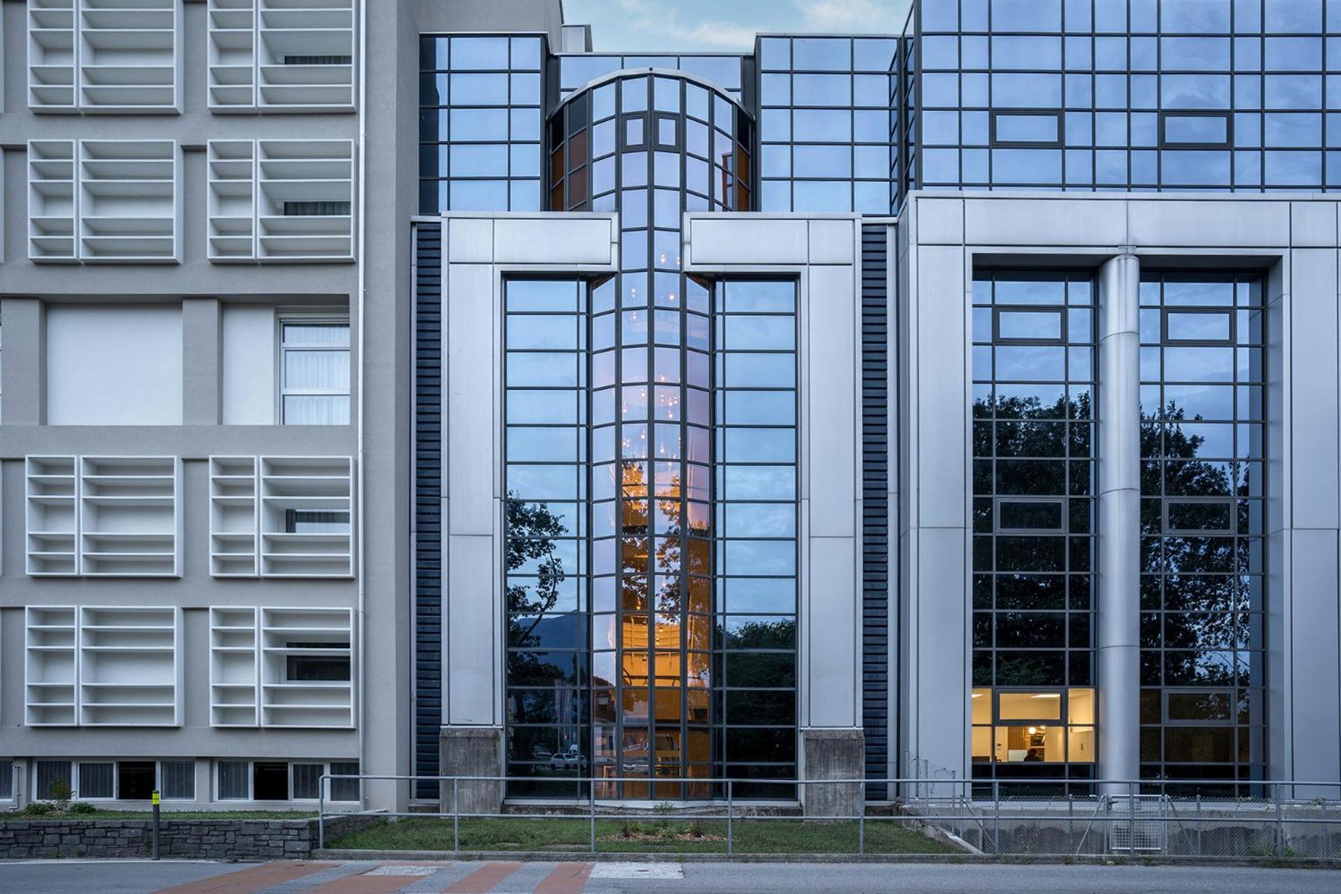 Hotel Hampton By Hilton Locarno Losone Exterior foto